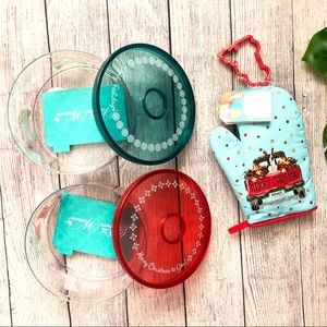 Pioneer Woman Cookie Container and Baking Mitten Set